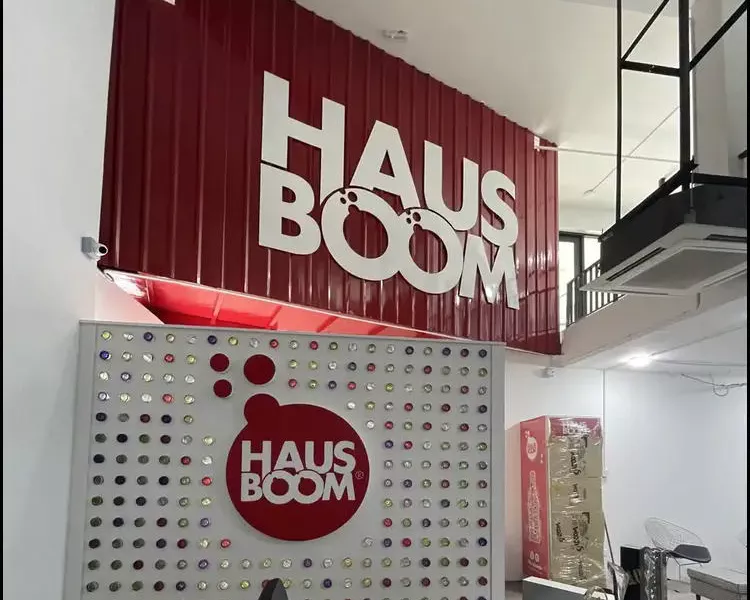 Hausboom HQ, EmHub Kota Damansara 1.